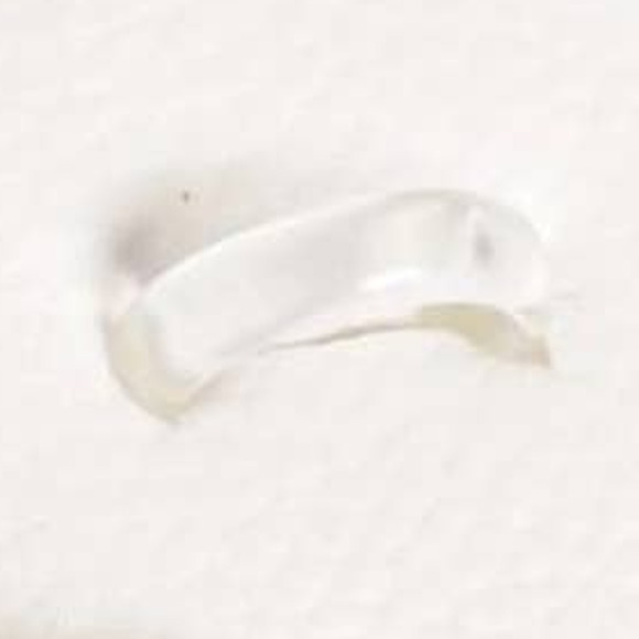 Set of 4 Gold and Acrylic Rings Size 7 - Picture 3 of 5